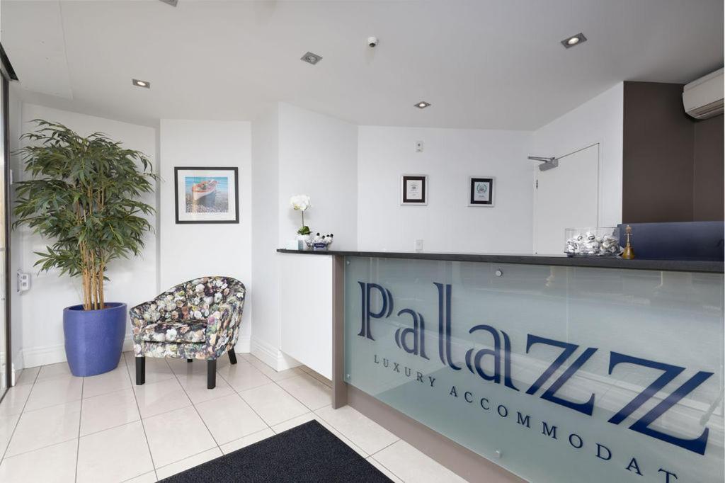 Palazzo Motor Lodge Nelson Exteriér fotografie Reception