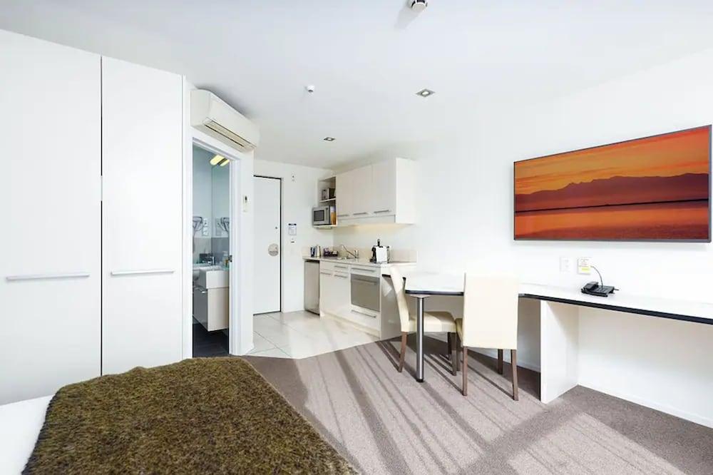 Palazzo Motor Lodge Nelson Exteriér fotografie A typical studio apartment